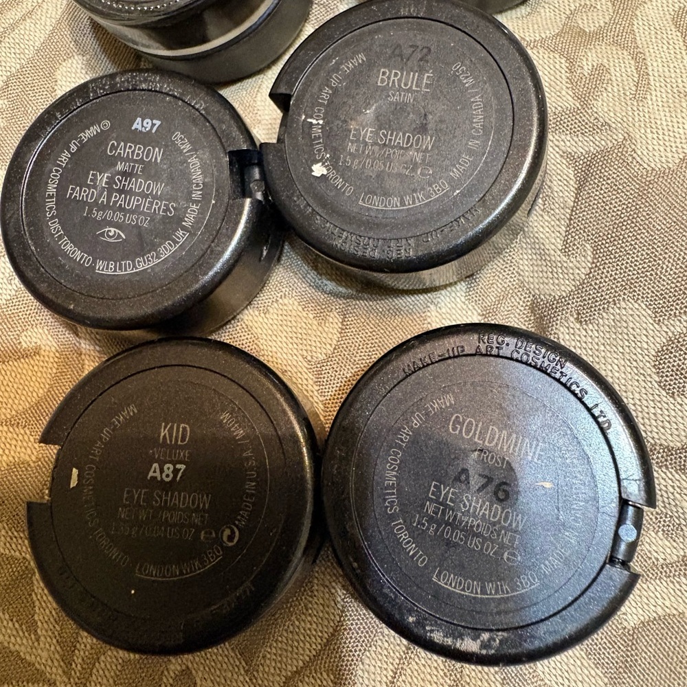 MAC Cosmetics Eyeshadow Collection - Gold, Purple, Pink Hues - Picture 6 of 12